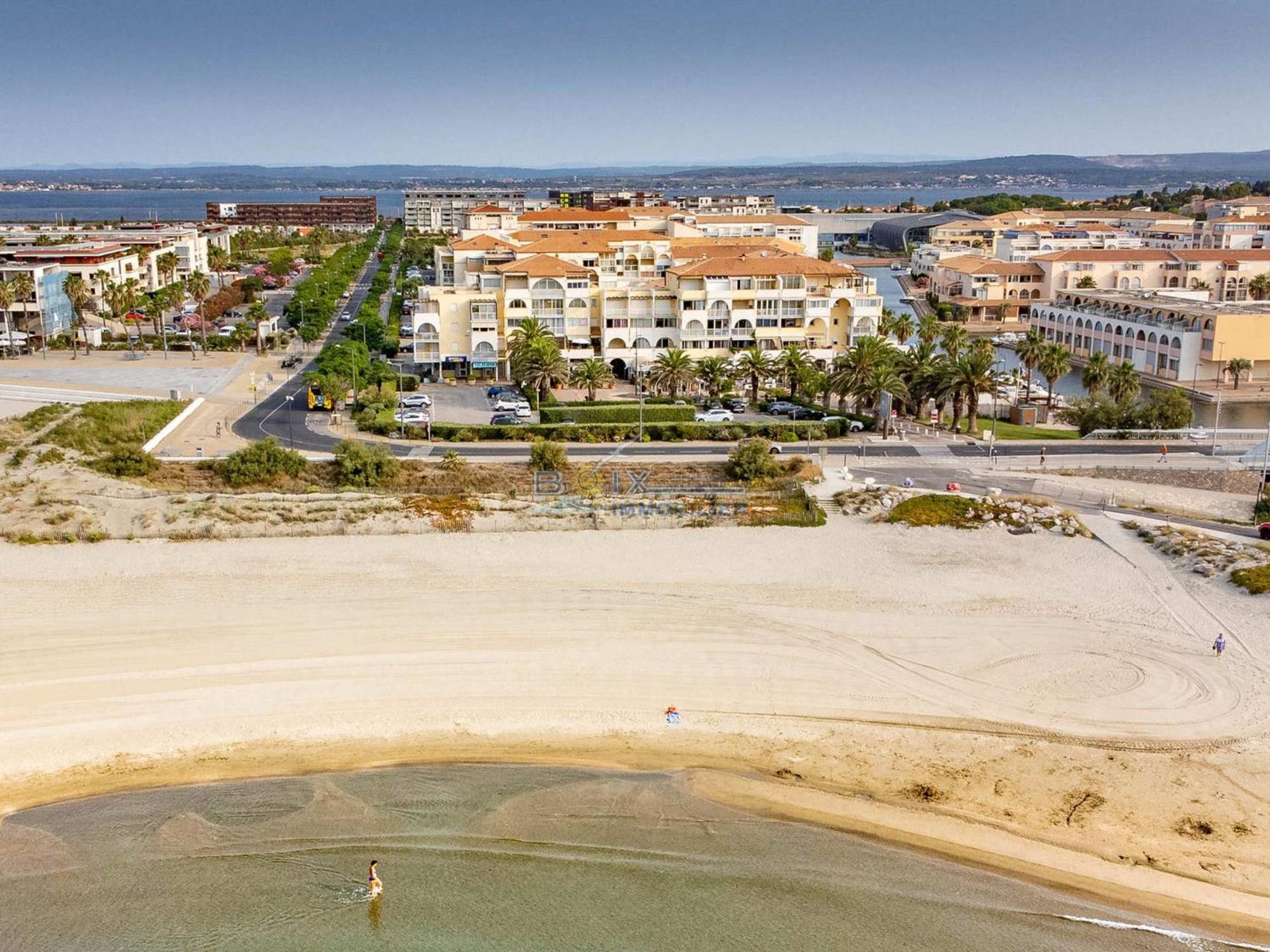 T2 A Sete, 30m², Vue Mer, Parking Prive - Fr-1-472-134 Apartment *